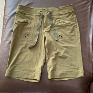 Athleta Breeze Bermuda Board Shorts